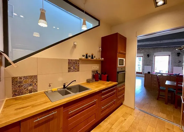 Penthouse W Private Rooftop And Free Parking Apartament Budapesta