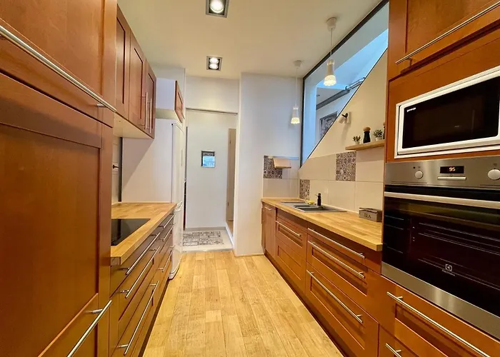 Apartament Penthouse W Private Rooftop And Free Parking Budapesta