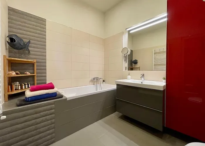 Penthouse W Private Rooftop And Free Parking *