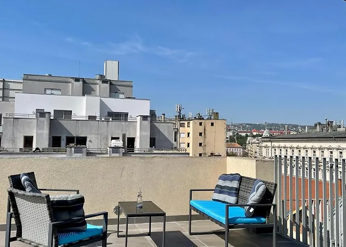 Apartament Penthouse W Private Rooftop And Free Parking Budapesta