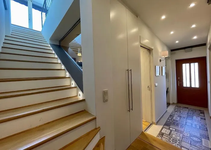 Penthouse W Private Rooftop And Free Parking *