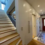 Penthouse W Private Rooftop And Free Parking *