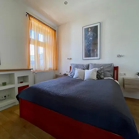 Penthouse W Private Rooftop And Free Parking Lägenhet Budapest